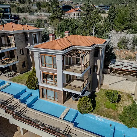 Luxury Mountain Villa 15 Minutes To Sea Villa