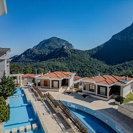 Luxury Mountain Villa 15 Minutes To Sea *