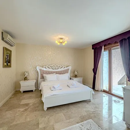 Luxury Mountain Villa 15 Minutes To Sea