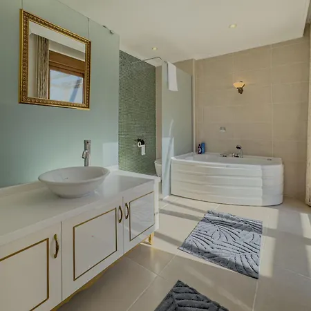 Villa Luxury Mountain Villa 15 Minutes To Sea *