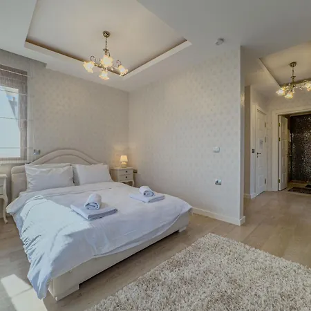Luxury Mountain Villa 15 Minutes To Sea *